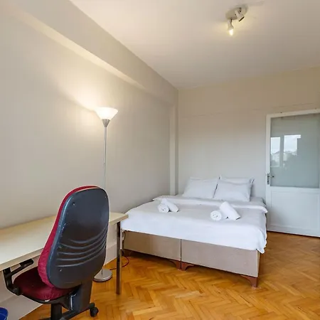 2 Bedroom Comfortable With View Near Istiklal Street In Beyoglu Appartement Istambul
