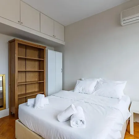 2 Bedroom Comfortable With View Near Istiklal Street In Beyoglu Istanbul